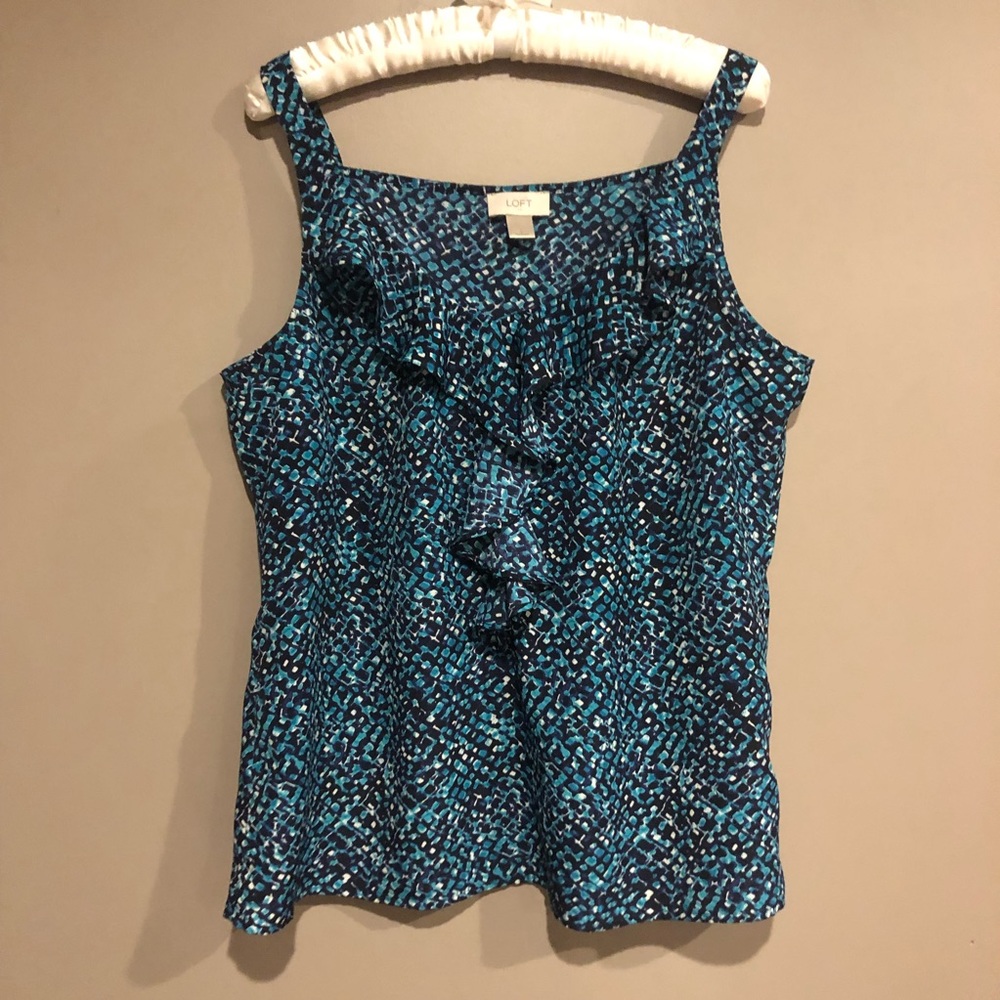 🎀 Dressy LOFT tank sz L